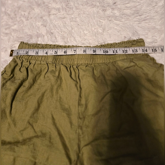 Reformation Short Women's Color Green Size M - Picture 5 of 8